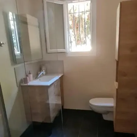 Cocon Entre Et Vigne בית אירוח