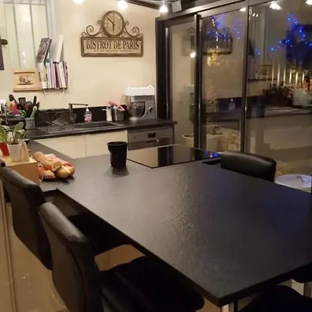 Cocon Entre Et Vigne בית אירוח *